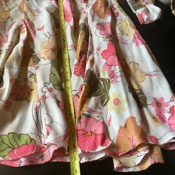 Casual Studio Top and Skirt set = "Dress" - Picture 7 of 11